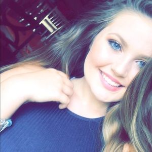 Meet your Posher, Hailey